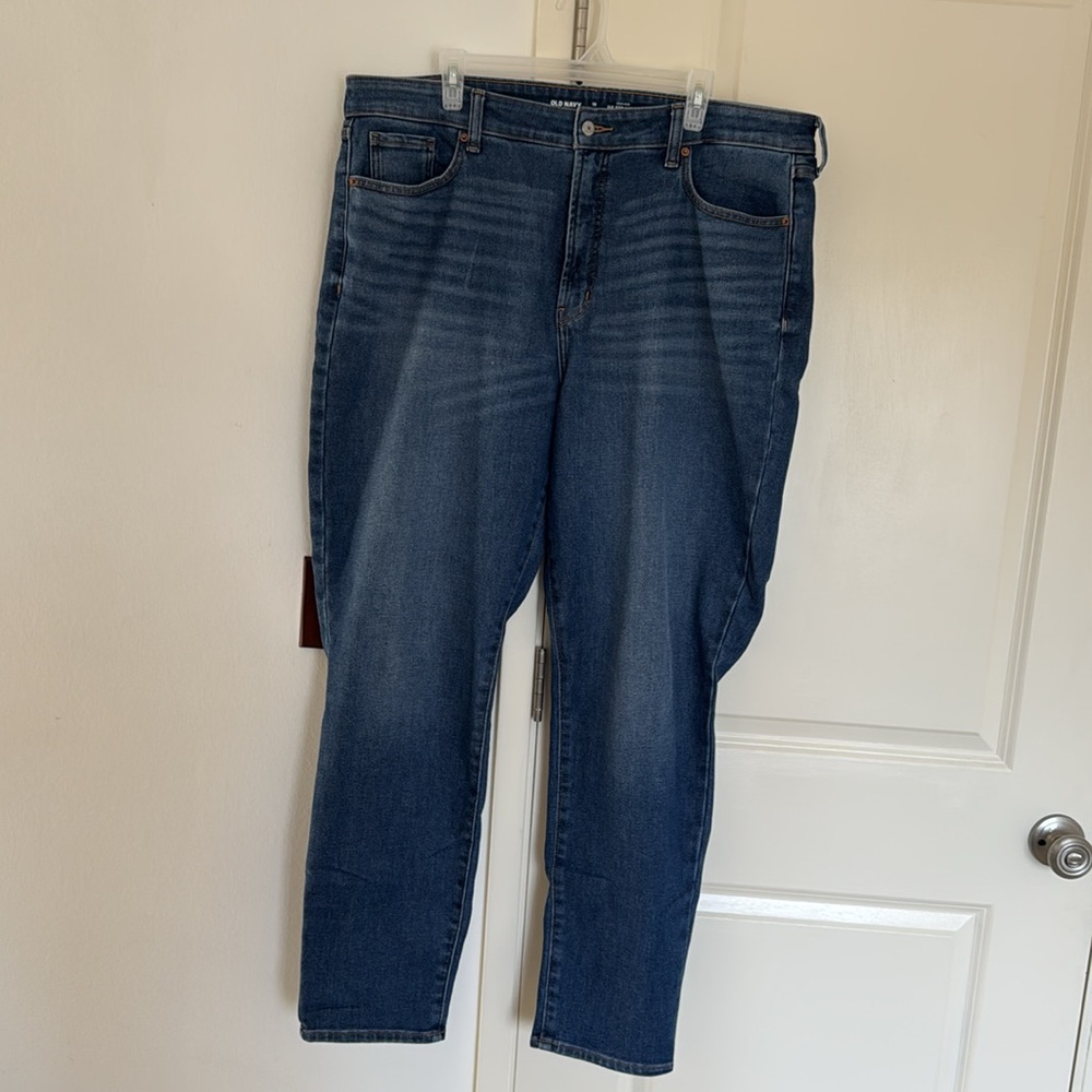 Old Navy High-Rise Straight Jeans in Blue